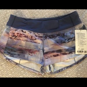 Lululemon brand new Speed Up shorts size 8